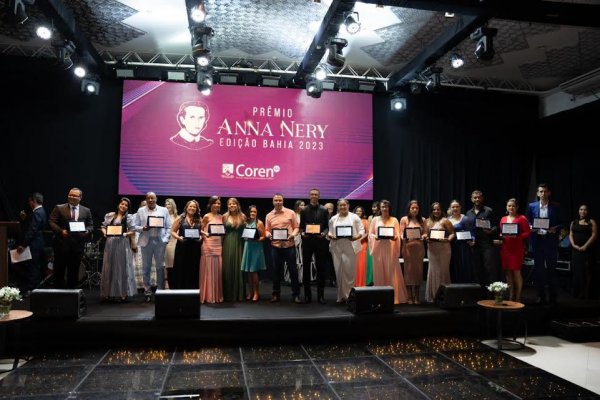 Enfermeiros do INTS recebem Prêmio Anna Nery na categoria Urgência e Emergência